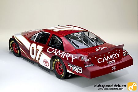 07Nascar_Camry2